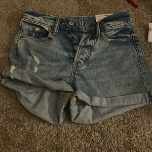 Old Navy O.G straight jean shorts